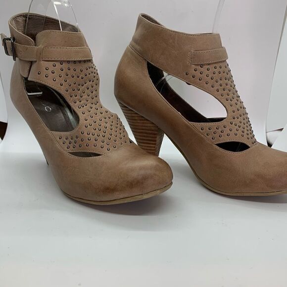 Aldo Tan stud heeled bootie - Picture 3 of 8